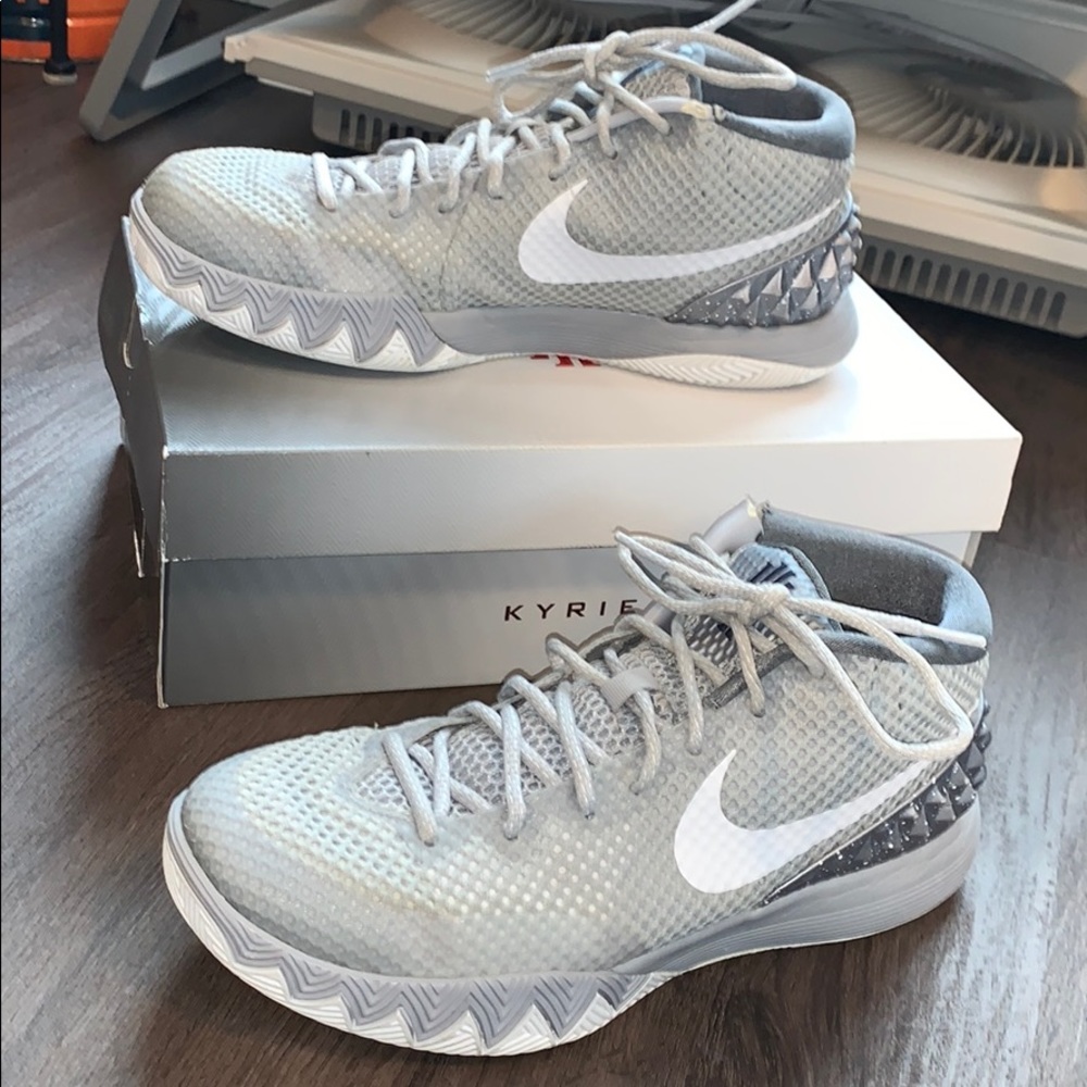 Kyrie 1s